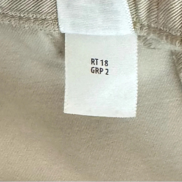 St John Chino Pants Size 16 Side Zip & Button Closure 28” Inseam Pockets Tapered - Picture 11 of 11